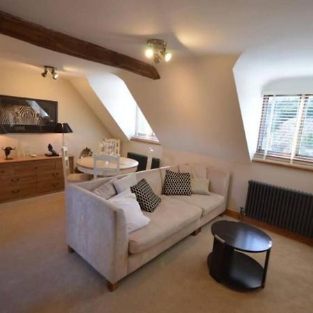 The Old Manor Coach House Apartment Cirencester Exterior foto